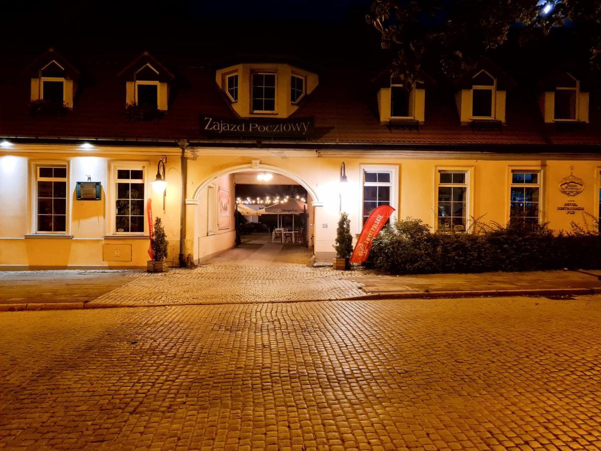 Hotel Zajazd Kultury, Dawniej Pocztowy Zielona Gora  Exterior photo